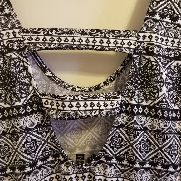 Pacific beach black white print swim coverup dress 
W pocket 2X womens plus - Picture 5 of 7